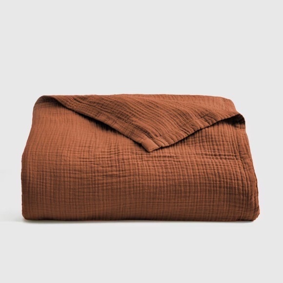 Quince Other - NWT QUINCE Organic Airy Gauze Blanket King Cal King Terracotta 9838